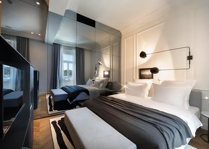 Hotel Adriatic By Maistra Collection Rovinj