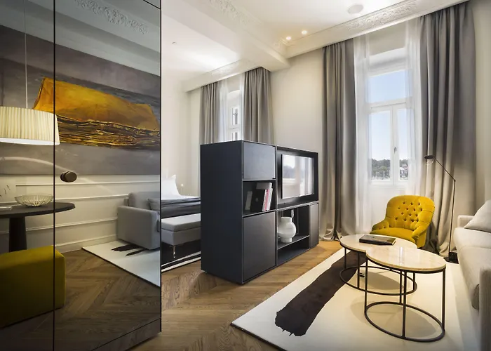 Hotel Adriatic By Maistra Collection 4*