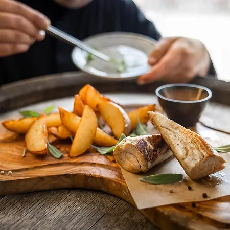 فندق Adriatic By Maistra Collection 4*